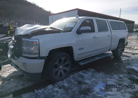 2018 Chevrolet Silverado 1500 High Country z USA, uszkodzony, nr VIN 3GCUKTEC1JG494897